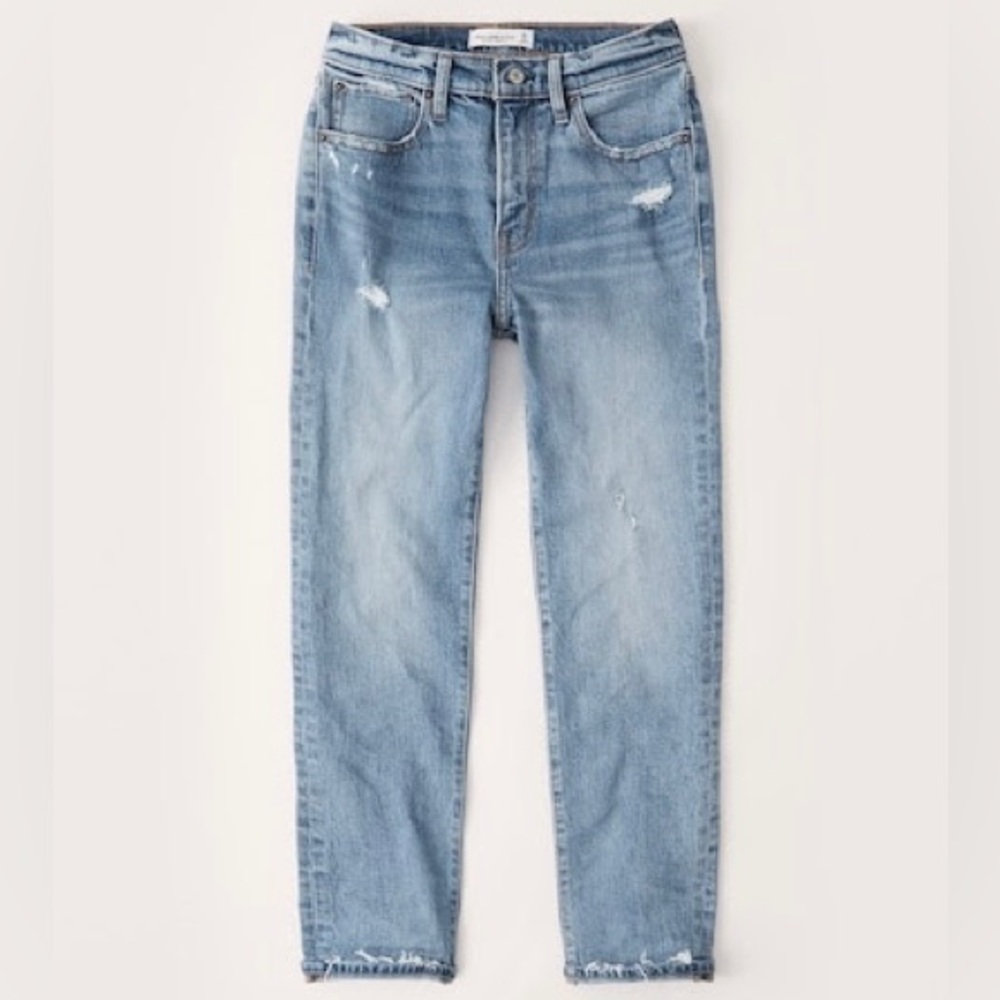 Abercrombie The Boyfriend Mid Rise Jean 26